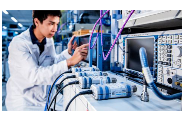 NRP-Z221 雙通道功率探頭(圖1)