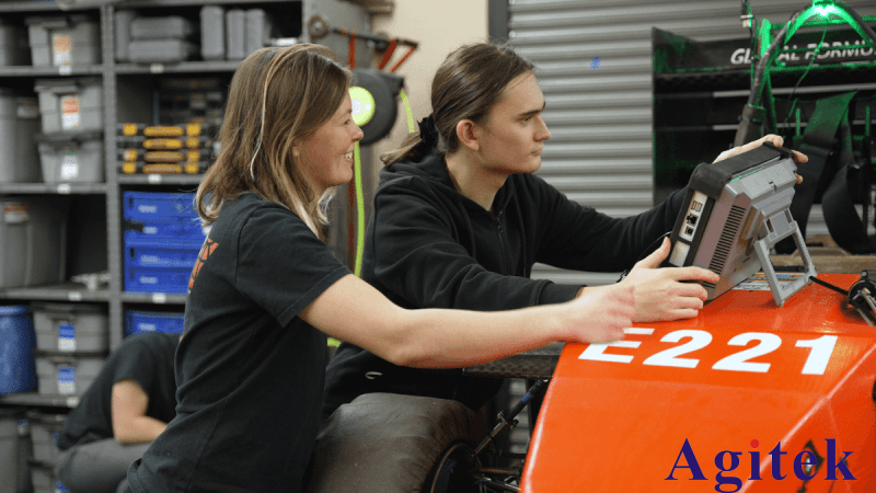 泰克2系列MSO為汽車行業帶來便攜性和動力(圖2)