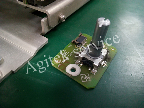 信號(hào)源維修案例——R&S羅德與施瓦茨SMBV100A閃屏維修(圖2)