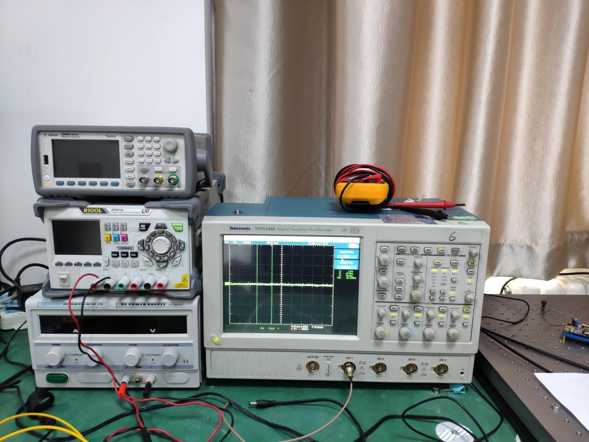 西安電子科技大學泰克示波器自校準服務案例